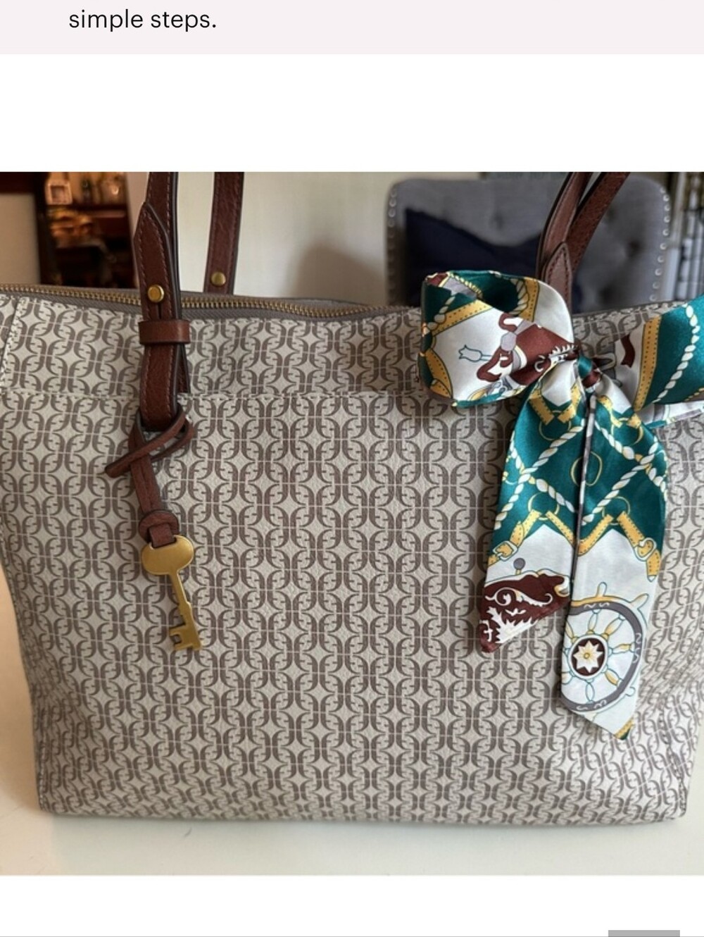 Fossil - Rachel Tote Bag With Brass Key And Scarf - Picture 2 of 13